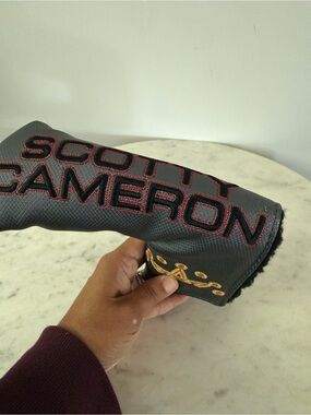 Scotty Cameron Putter Golf Club Cover Headcover Crown Titleist